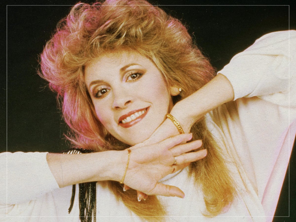 A "louca" cantora pop dos anos 2000 Stevie Nicks se apaixonou por