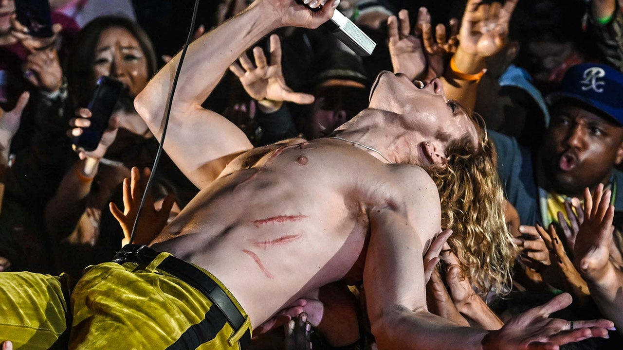 A melhor música do vampiro Lestat nem está na terceira temporada