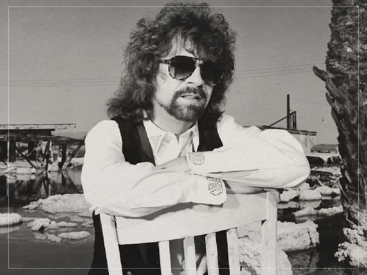 A música de 1988 que Jeff Lynne escreveu que um ícone do rock não suportava