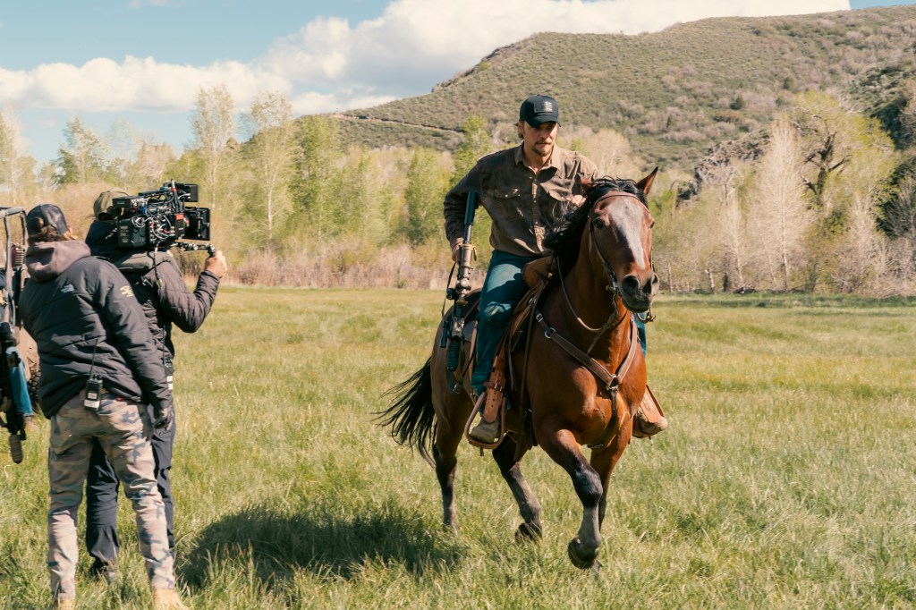 A série 'Marshals' da CBS liderada por Luke Grimes inicia a produção na 2ª temporada