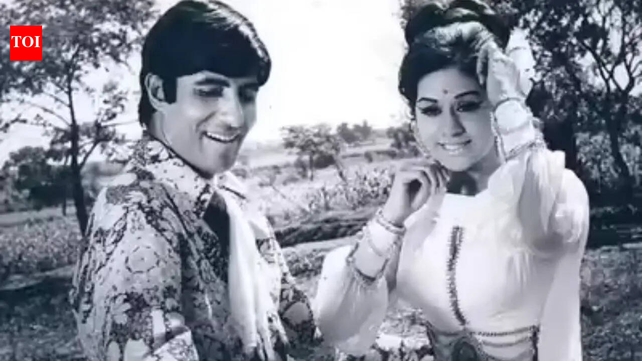 Aruna Irani: De protagonista ao lado de Amitabh Bachchan a fazer números musicais por 2.500 rúpias, Aruna Irani fala abertamente sobre sua trajetória: "Fiz isso com coragem" | Notícias do cinema hindi