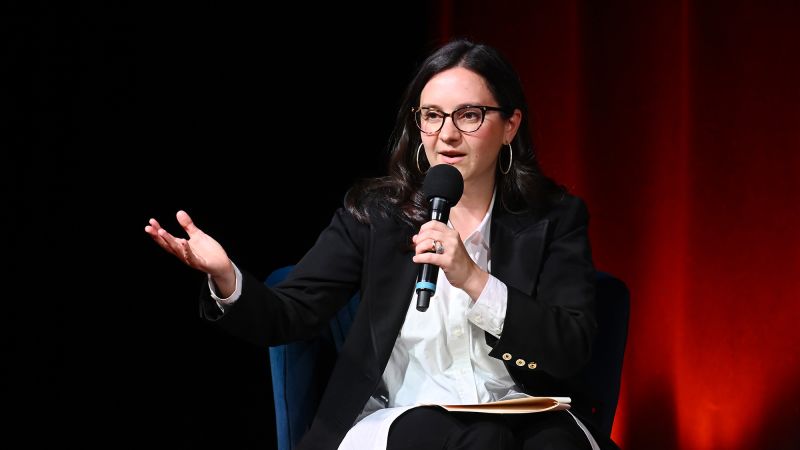 Bari Weiss e a nuvem da CBS pairando sobre a fusão Paramount-Warner Bros.