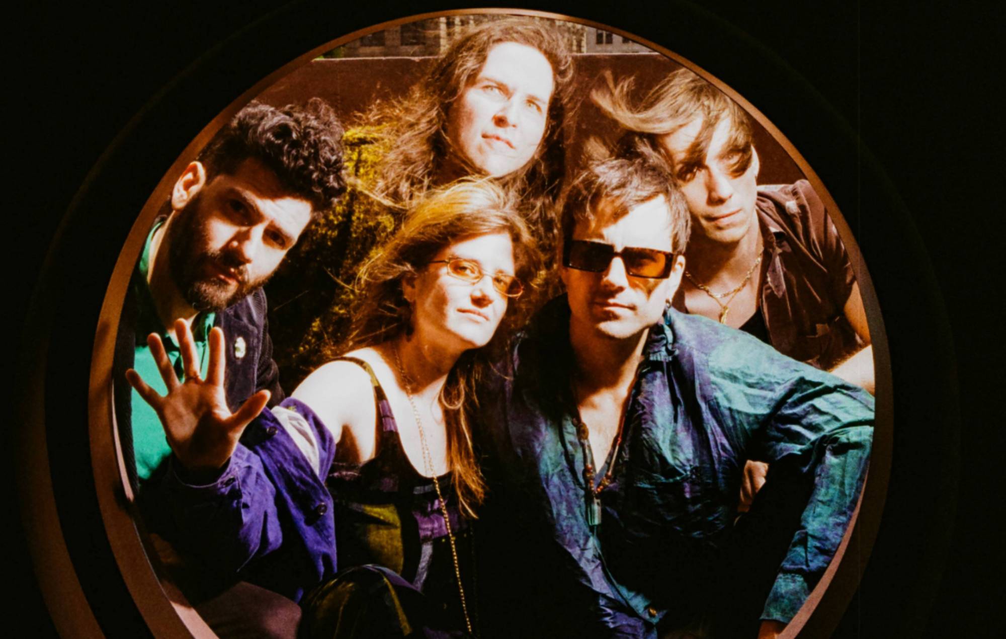 Bodega anuncia novo álbum ‘All Inside Aquarium’ com faixa-título melódica