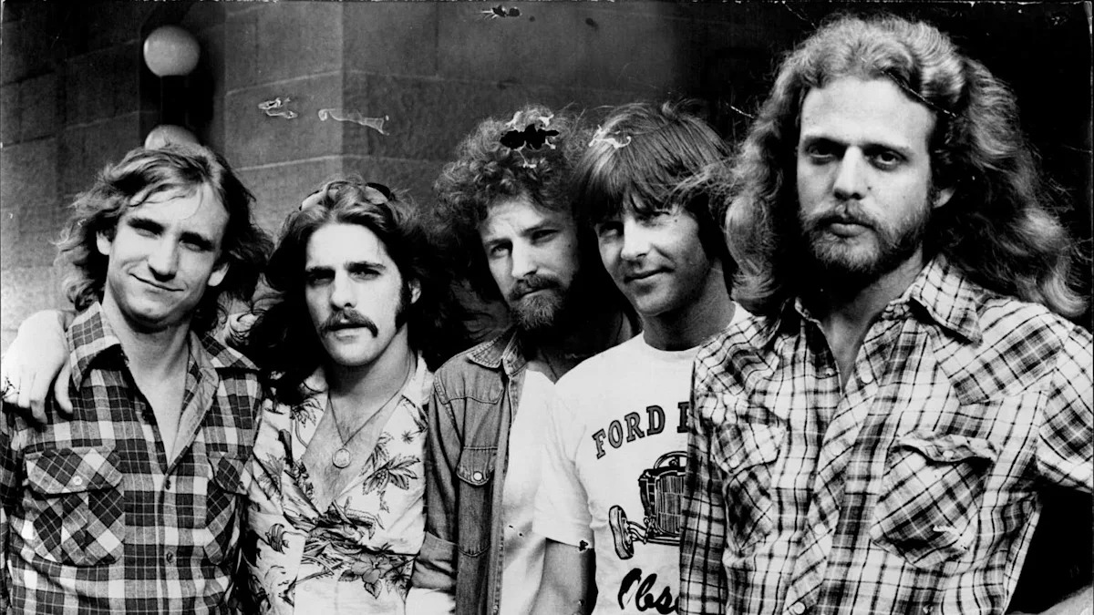 Clássico do rock 'incoerente' de 1974, feito enquanto a banda estava bêbada, pode nunca mais ser tocado