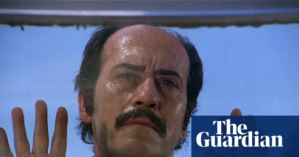 Crítica de La Cabina/El Televisor – horror e ansiedade no ar e no futuro na Espanha de Franco | Filme