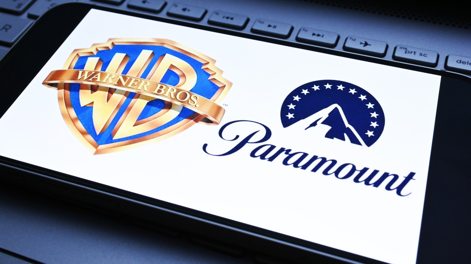 DoJ aprova acordo entre Paramount Skydance-Warner Bros., consolidando o controle da família Ellison sobre a mídia americana
