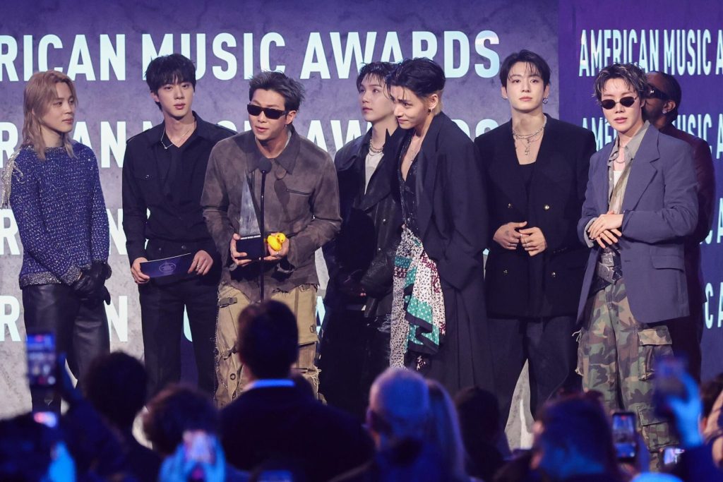Enquete sobre as melhores músicas novas desta semana: Olivia Rodrigo, BTS, Jack White e mais