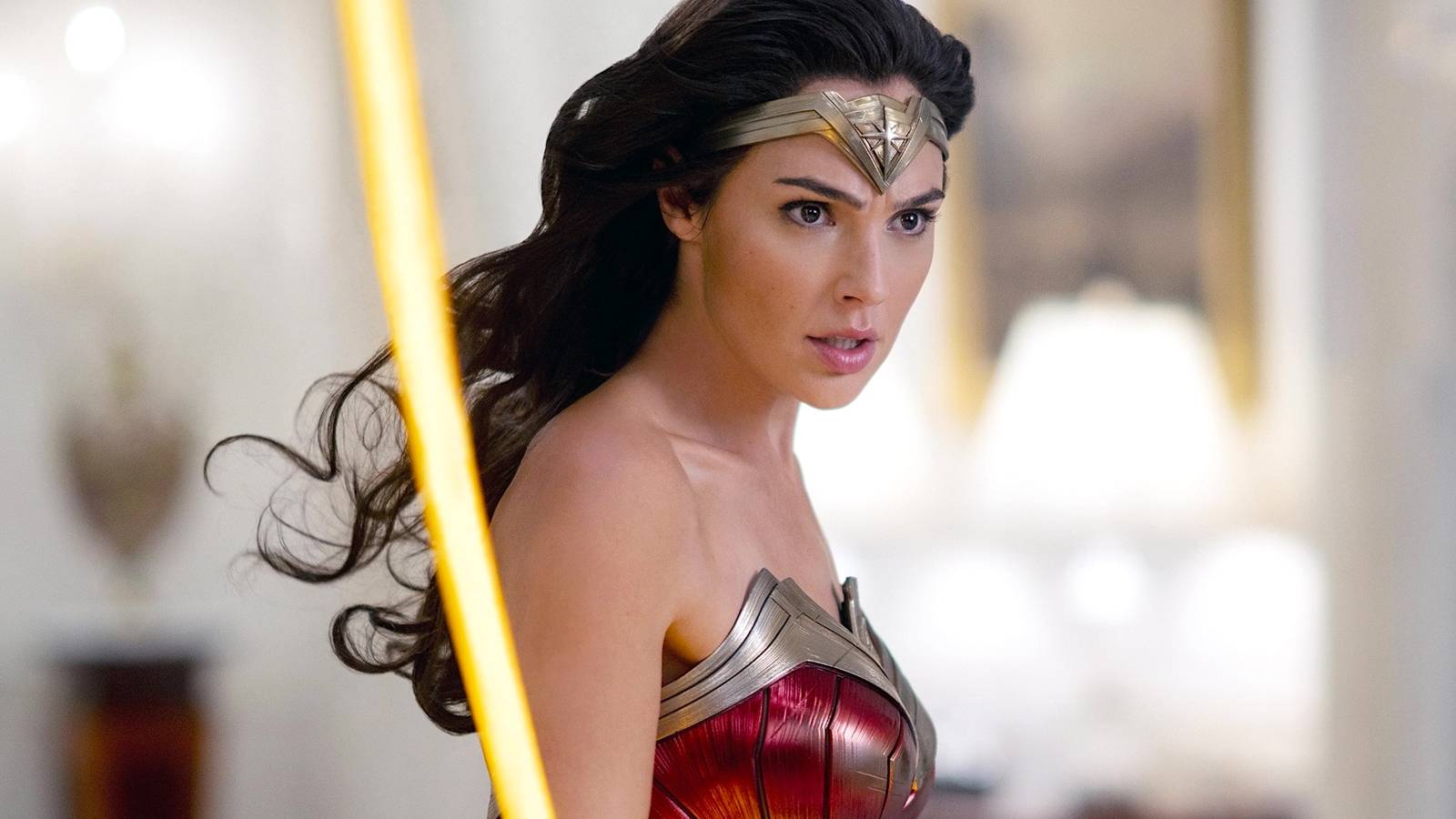 Escritor de 'Supergirl' confirma status da reinicialização de 'Mulher Maravilha' do DCU