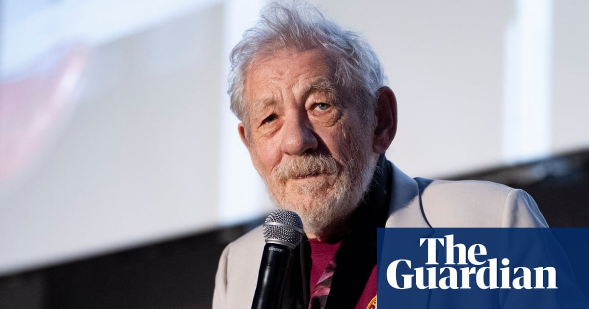 Ian McKellen diz que imaginou destruir Mar-a-Lago para novo filme dos Vingadores | Filme