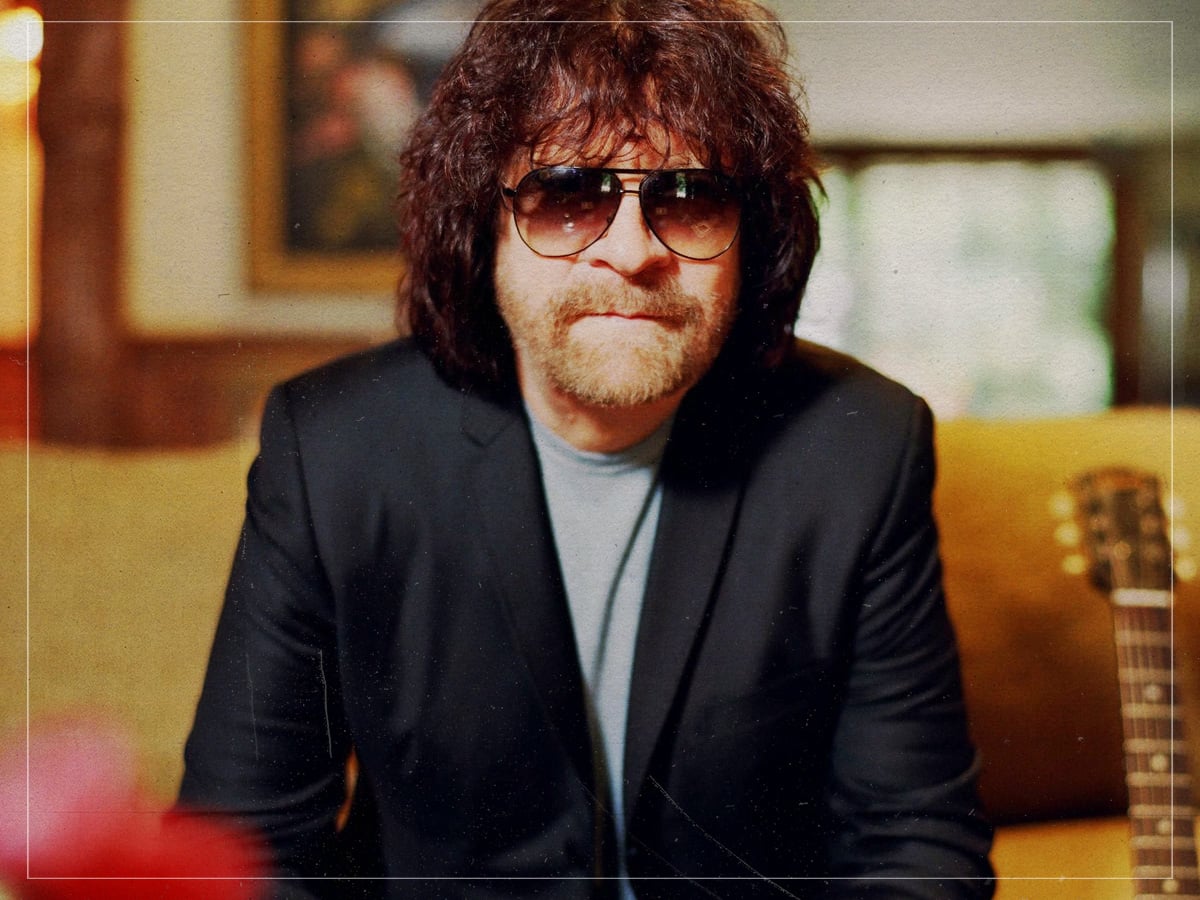 O momento em que Jeff Lynne se apaixonou por um Viajante Wilbury