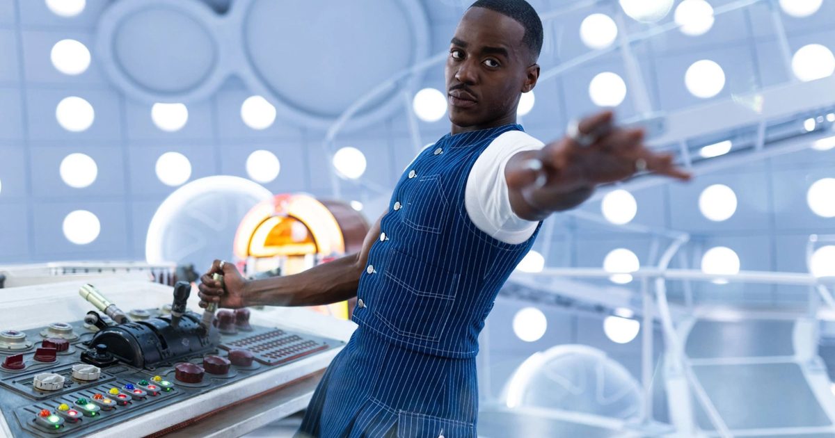 Russell T Davies diz que Doctor Who não foi cancelado