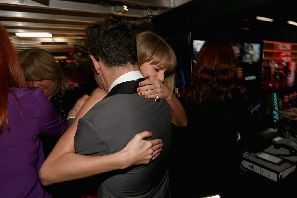 Taylor Swift e Jack Antonoff estão concorrendo ao Grammy e ao Oscar Gold?
